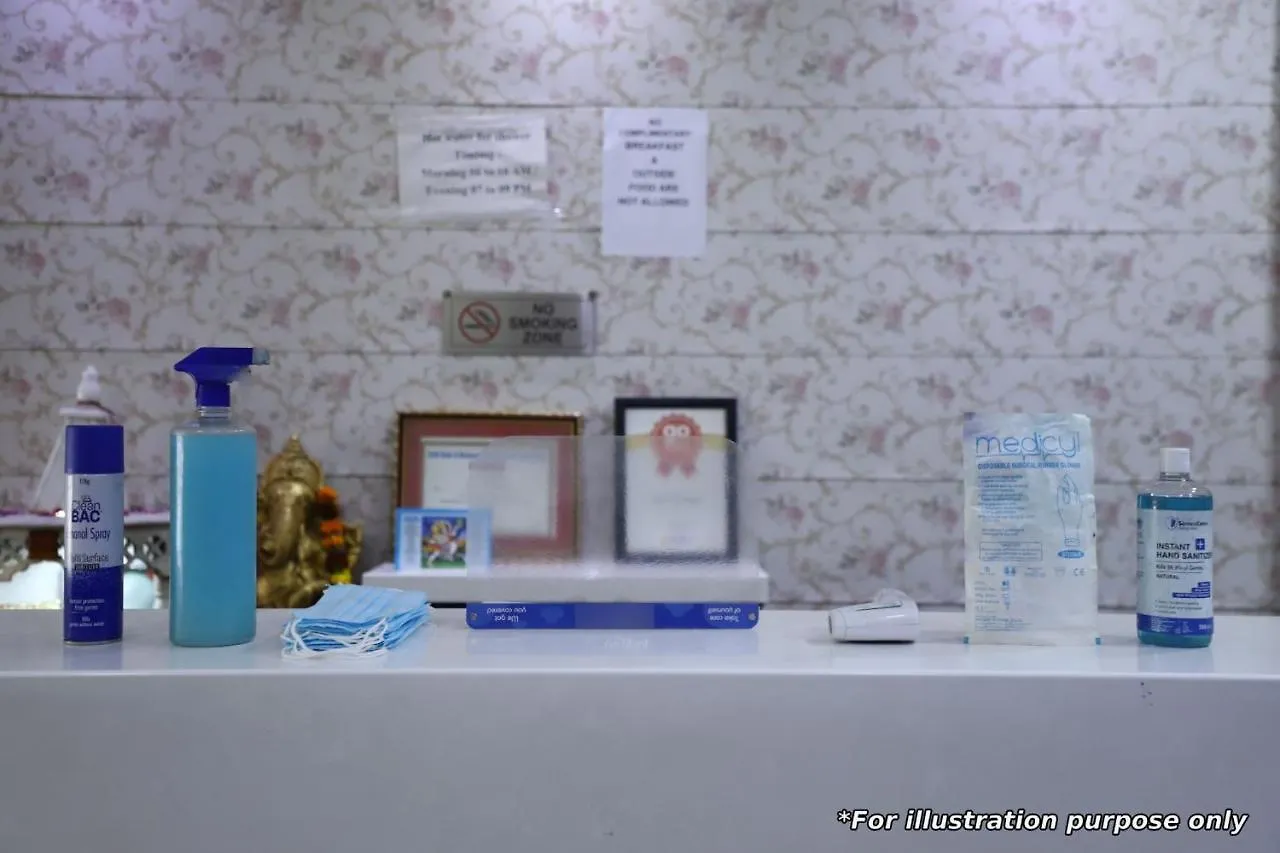 Capital O 10990 Hotel Gobind Regency Zirakpur 3*,