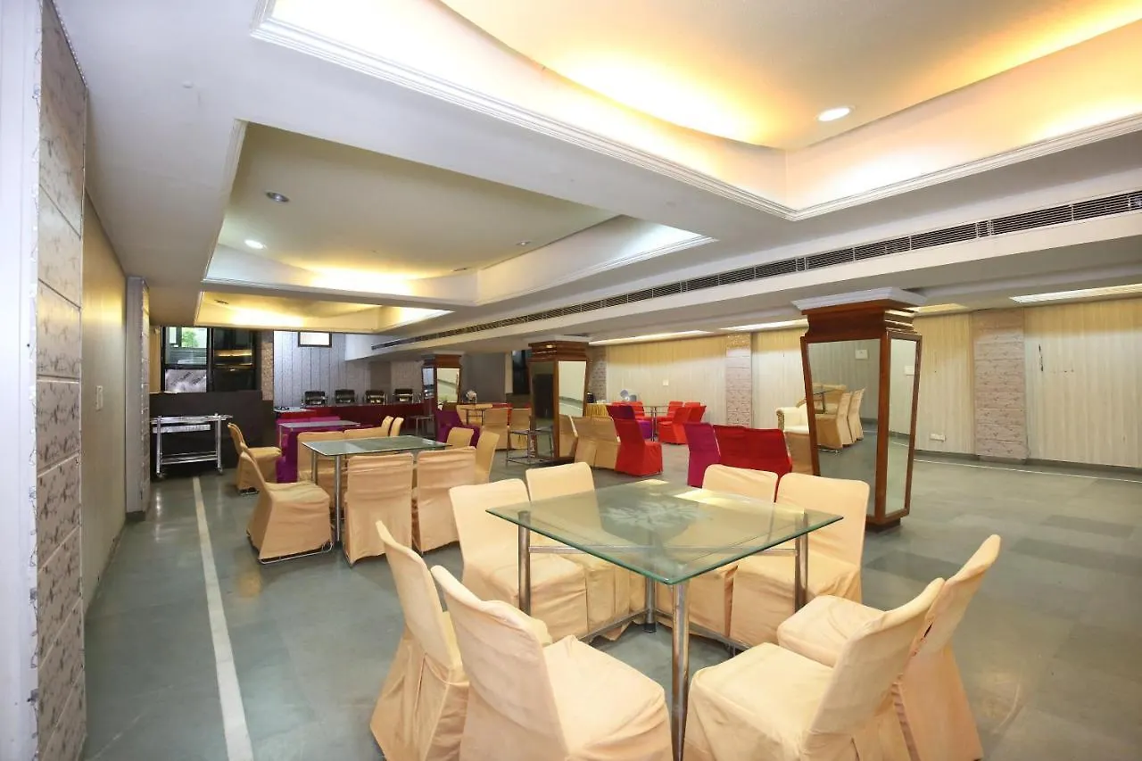 Capital O 10990 Hotel Gobind Regency Zirakpur