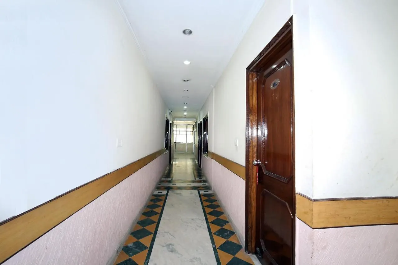 Capital O 10990 Hotel Gobind Regency Zirakpur India